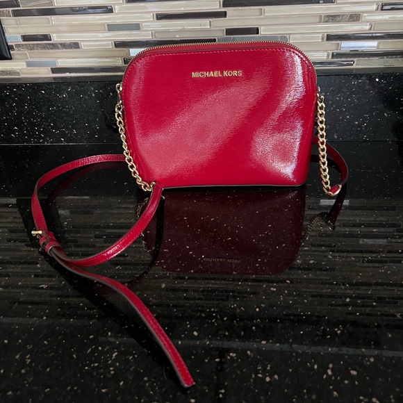 NWOT Michael Kors Dome Red Patent Crossbody Bag - Picture 2 of 8